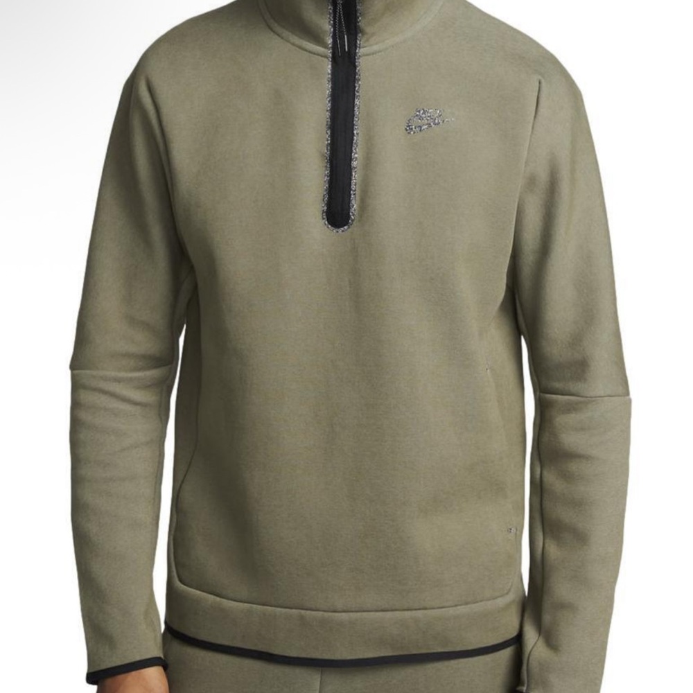 Nike Men's Olive Green Pullover